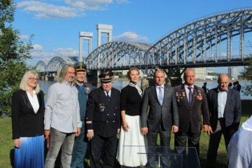 Санкт-Петербург:В Петербурге откроют мемориал в честь совершившего 60 лет назад «чудо на Неве» самолёта 